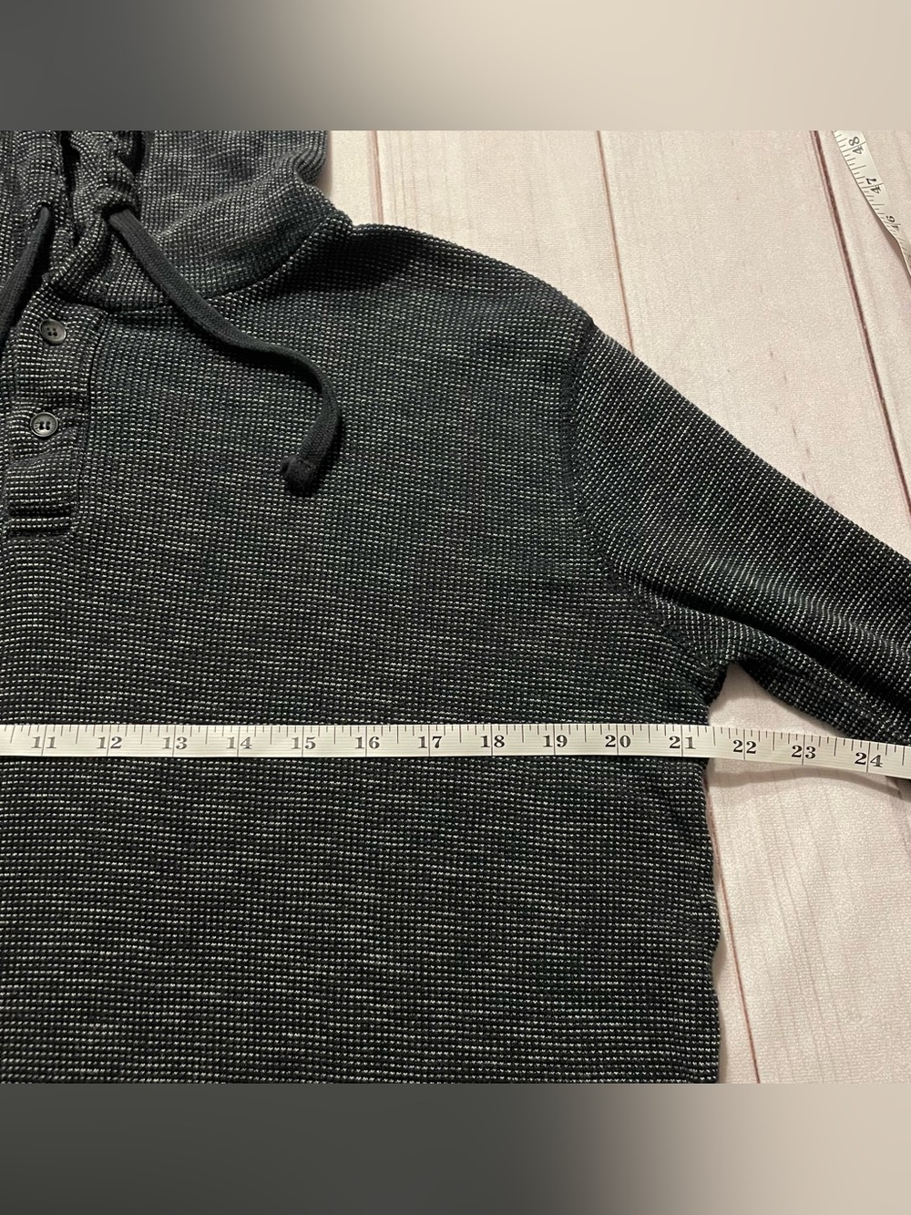 O'Neill Hoodie Shirt Men’s M Black Thermal Waffle Knit Pullover Kangaroo Pocket - Picture 8 of 11